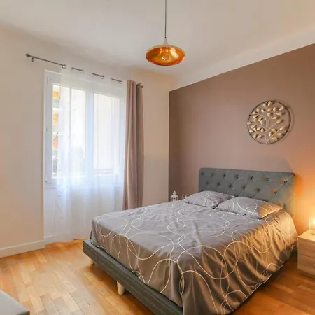 公寓 T3 Parilly Lumineux Traversant Metro D Periph Eurexpo 15min Vénissieux